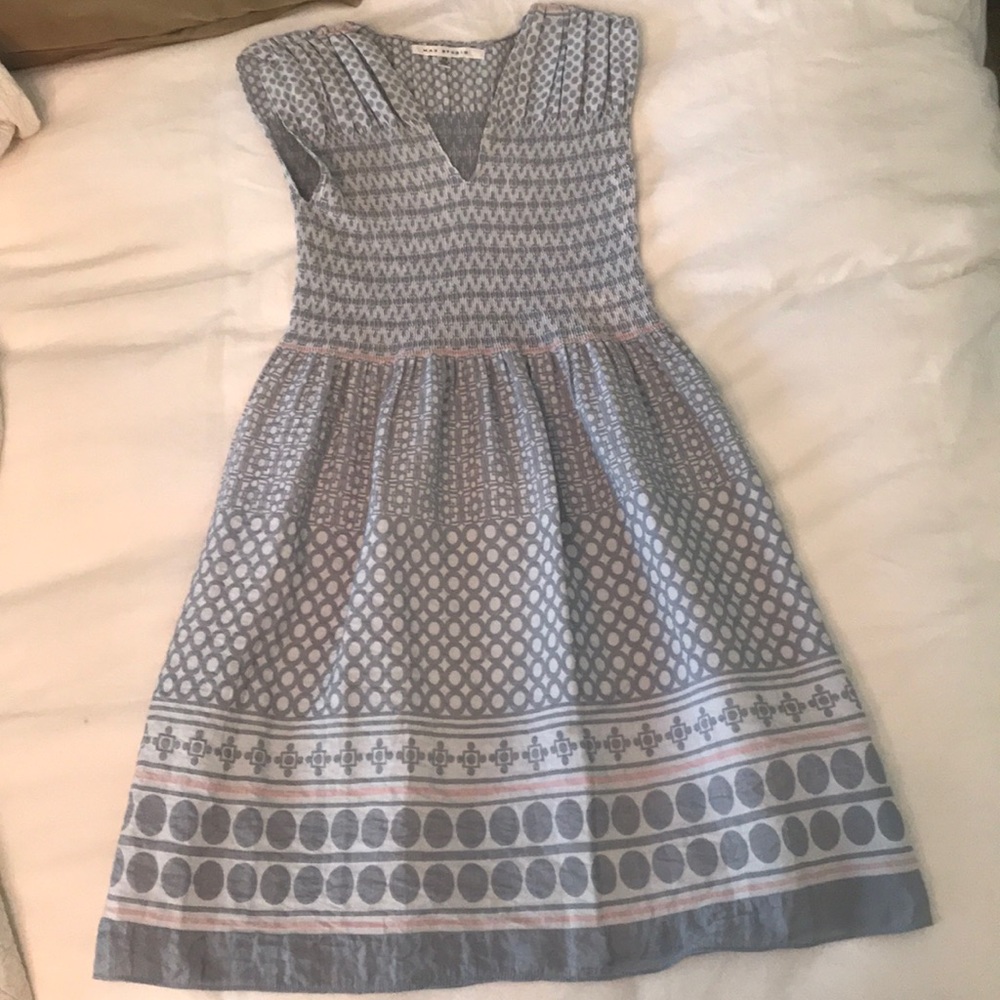 Sleeveless summer dress